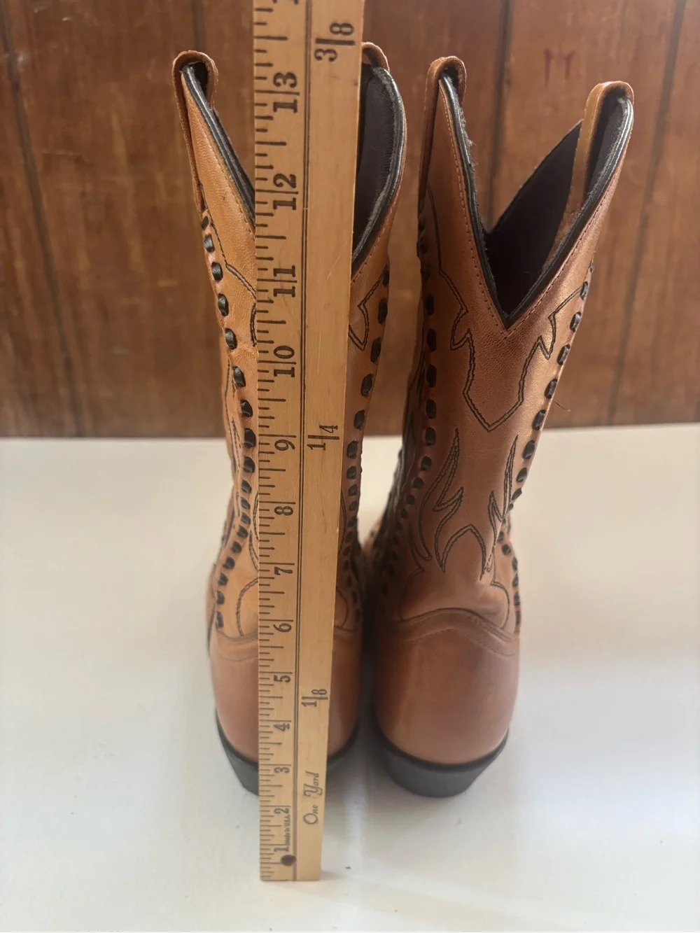 Laredo Men's Laramie Snip-Toe Western Boots size 10 EW